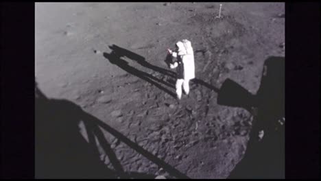 Astronaut-Working-on-the-Moon-2
