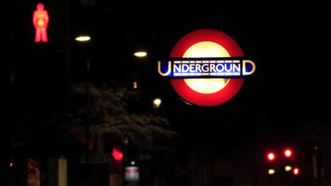 Londoner-U-Bahn-Schild