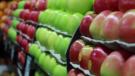 Lebensmittelmarkt---Äpfel-2