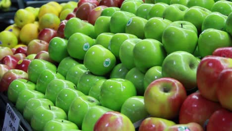 Lebensmittelmarkt---Äpfel