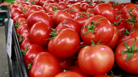 Lebensmittelmarkt---Tomaten