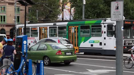 Melbourne---Tram-in-Fed-Square