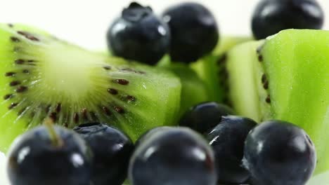 Kiwi-Fruit-and-Blueberries