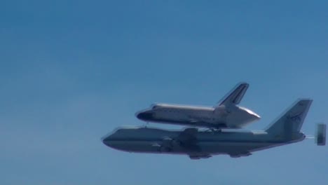 Endeavour-Final-Flight-Close-up
