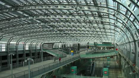 Metro-Station-Porta-Susa,-Turin,-Italy