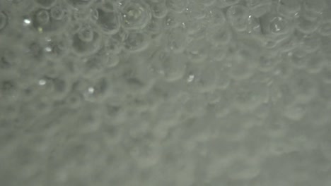 Slow-Motion-Water-Bubbles