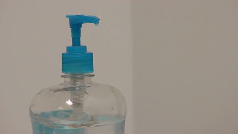 Using-Office-Hand-Sanitizer-(Mid)