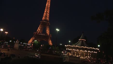 Eiffel-Tower-and-Carousel-at-Night