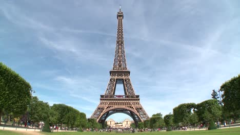 Eiffelturm-Weitschuss