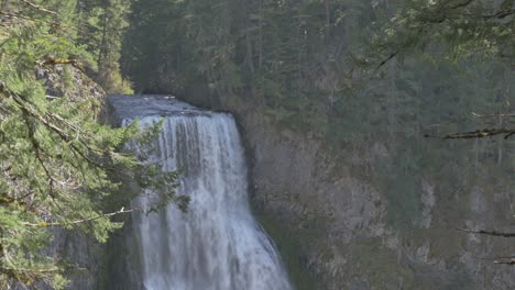 Spitze-Der-Salt-Creek-Falls
