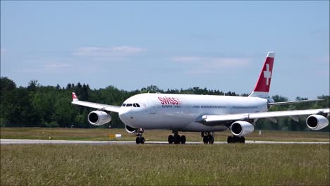 Lx-Airbus-A340-Beim-Abheben