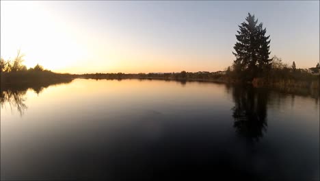 Jetski-Fluss-Sonnenuntergang