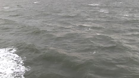 Unruhiges-Meer