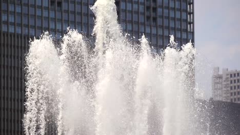 Buckingham-Fountain-Spray-Chicago
