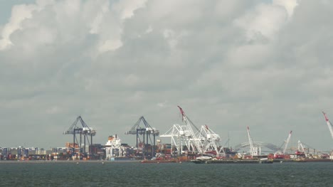 Long-Shot-of-Shipping-Port-New-York