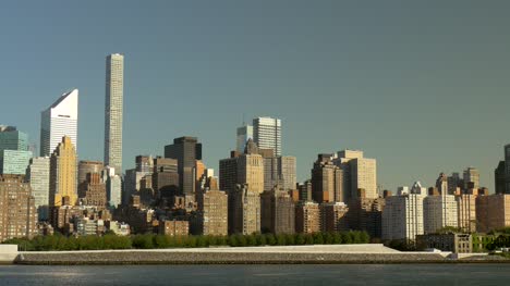 Skyline-de-bloques-residenciales-en-Manhattan