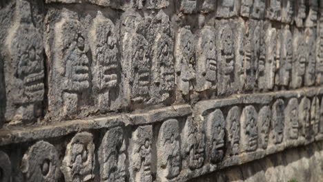 Wall-of-Skulls-at-Chichen-Itza-Mexico