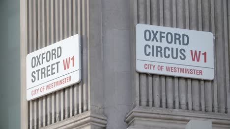 Oxford-Circus-and-Oxford-Street-Sign-2