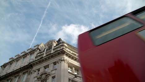 Bus-Moving-Along-Past-tops-of-Buildings-on-Oxford-Street