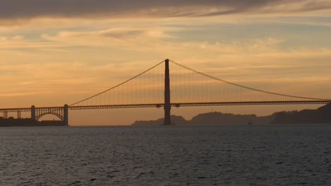 Golden-Gate-Bridge-at-Sunset-San-Francisco
