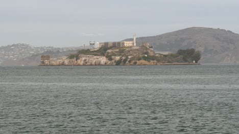Totale-Aufnahme-Der-Insel-Alcatraz-San-Francisco