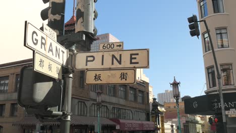 Grant-y-Pine-Street-Sign-San-Francisco