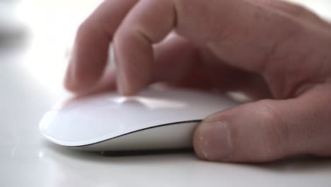 Clicking-on-Mouse-01