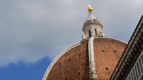 Close-Up-of-Florence-Cathedral-Dome