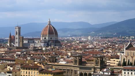 Kathedrale-Von-Florenz-überragt-Das-Stadtbild
