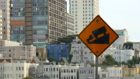 Steep-Hill-Sign-in-San-Francisco