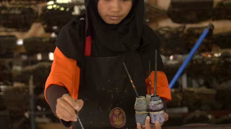 Malaysian-Woman-Painting-a-Batik-2