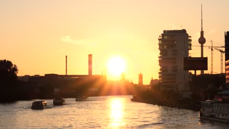 River-Spree-Berlin-at-Sunset