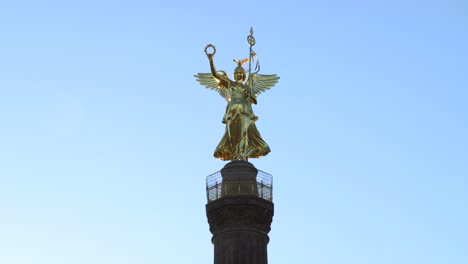Close-Up-of-Victory-Column-Berlin