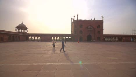 People-Walking-Through-Jama-Masjid-Delhi