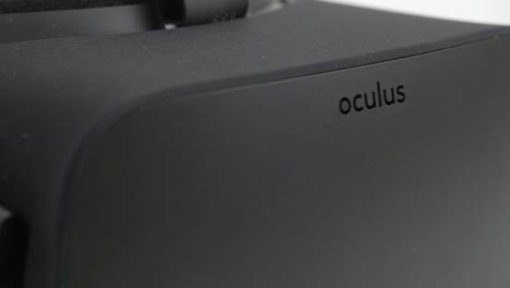 Tracking-Across-Oculus-Rift-Headset