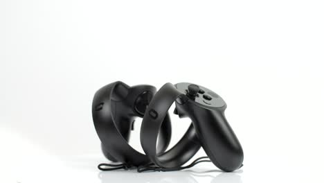 Rotating-Around-Two-Oculus-Rift-Controllers