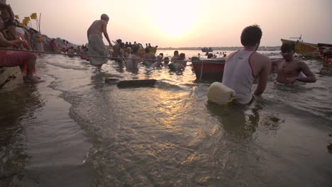 Bathers-in-the-Ganges-at-Sunset