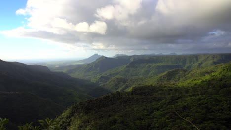 Blick-über-Black-River-Gorges-Mauritius
