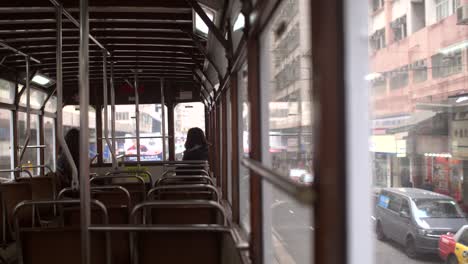 Hong-Kong-Straßenbahn-Interieur-Tram