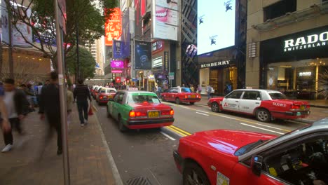 Timelapse-de-la-parada-de-taxis-de-Hong-Kong