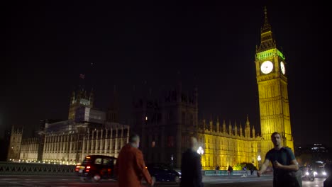 Westminster-Palace-at-Night