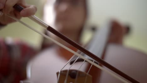 Bow-on-Cello-Strings
