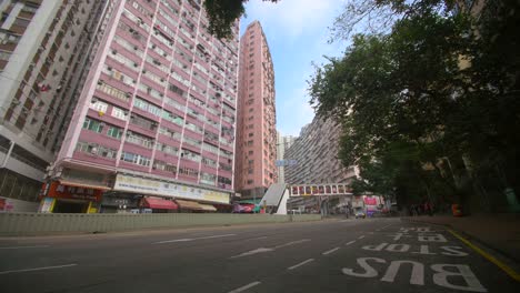Ruhige-Straße-Im-Städtischen-Hongkong