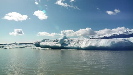 Panning-Round-an-Iceberg