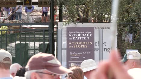 Tourists-at-Acropolis-Entrance