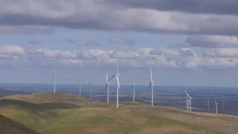 Wind-Turbines-in-California