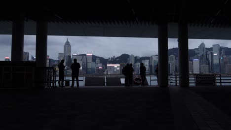 People-on-Central-Pier-in-Hong-Kong