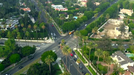 Traffic-Intersection-in-Beverly-Hills