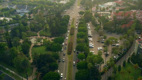 6-Way-Intersection-in-Beverly-Hills