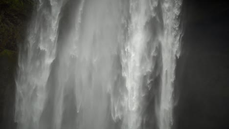 Waterfall-Close-Up